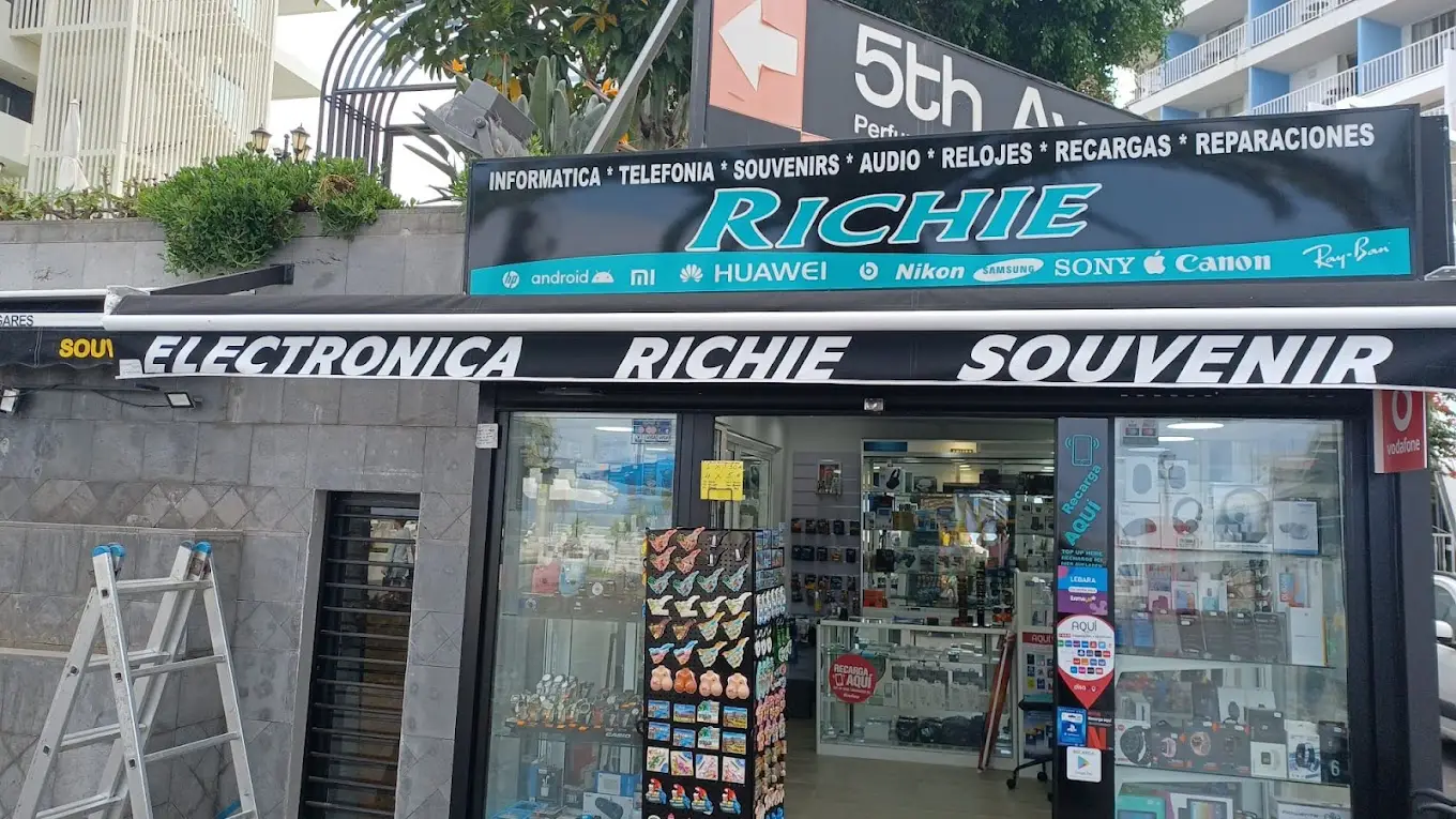 Electronica Souvenir Richie – Puerto de la Cruz 1